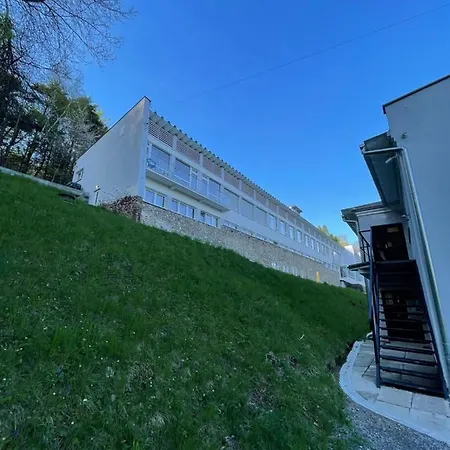 92 Def Apartament