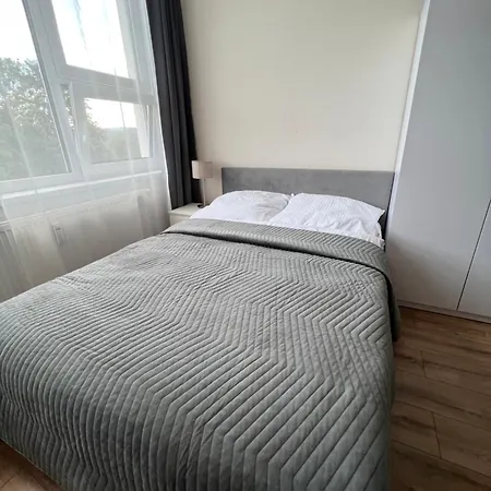 Apartment 92 Def *