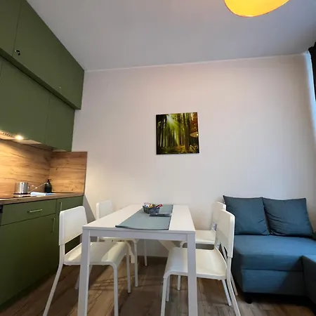 92 Def Apartment